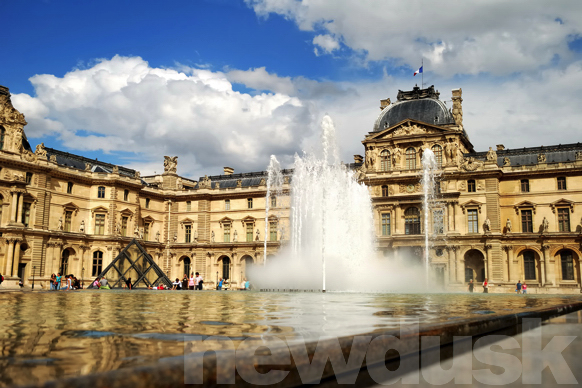 louvre